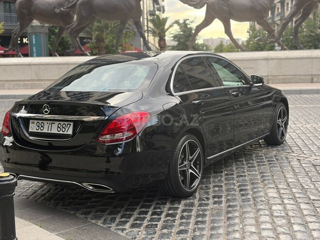 Mercedes C 300 4MATIC-4