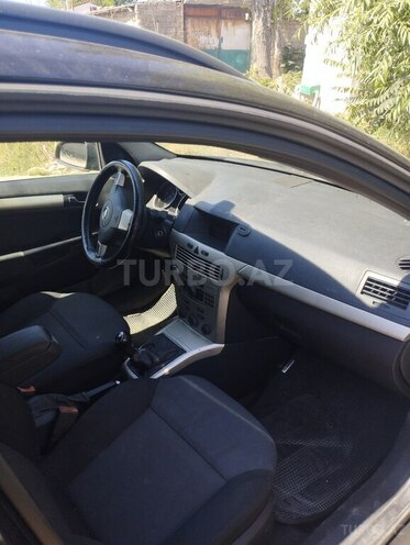 Opel Astra-2