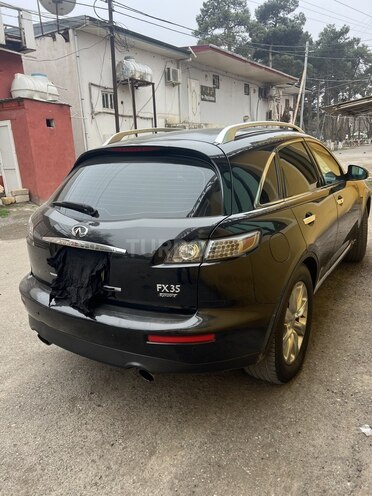 Infiniti FX35-3