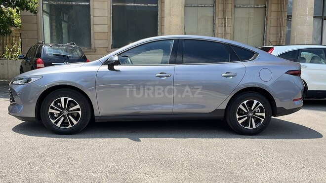 BYD Qin Plus-10