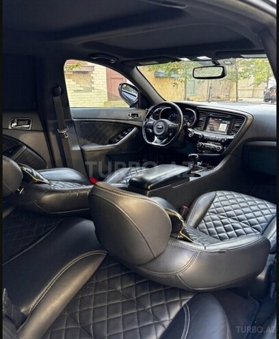 Kia Optima-12