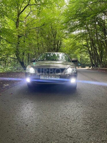 LADA (VAZ) Priora-1