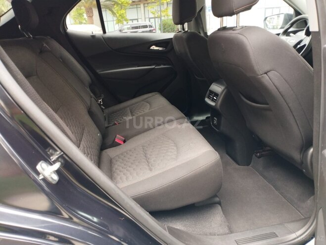 Chevrolet Equinox-12