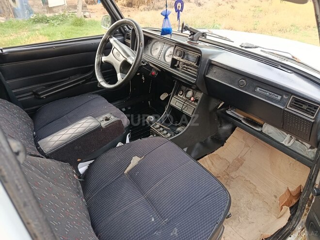 LADA (VAZ) 2104-5