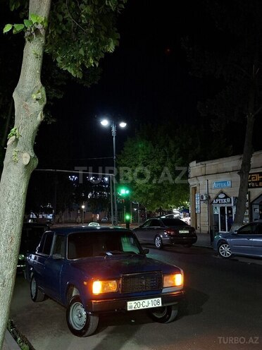 LADA (VAZ) 2107-2