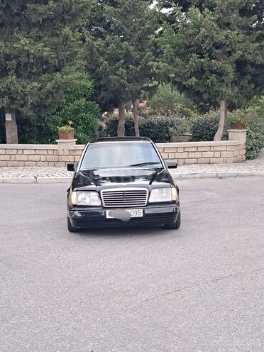 Mercedes E 200-6