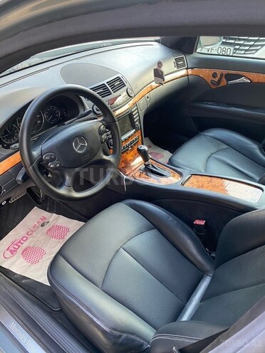 Mercedes E 350-6