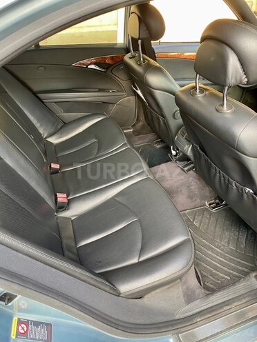 Mercedes E 350-7