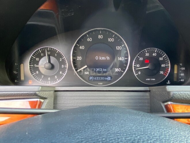 Mercedes E 350-16