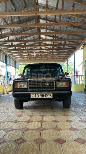 LADA (VAZ) 2107-1