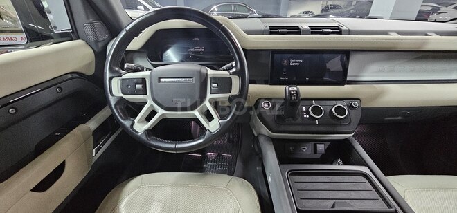 Land Rover Defender-12