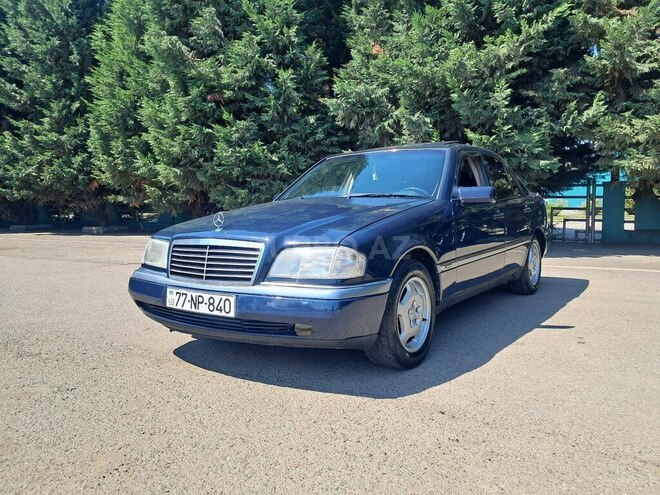 Mercedes C 180-4