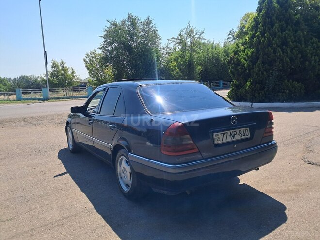 Mercedes C 180-6