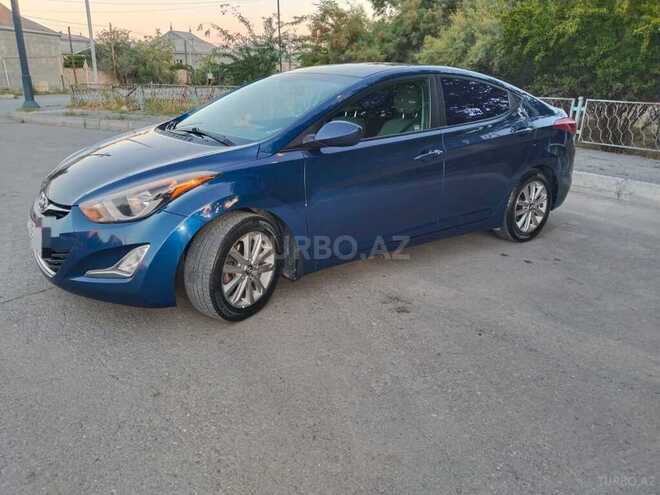 Hyundai Elantra-4