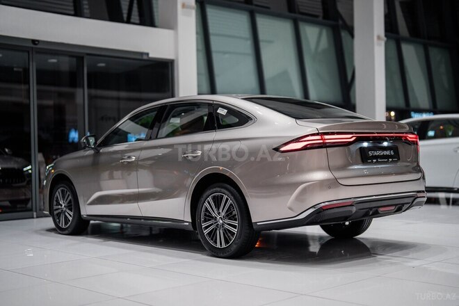 Geely Galaxy Starshine 6-5