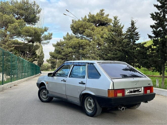 LADA (VAZ) 2109-3
