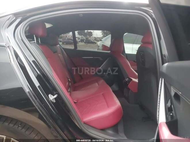 BMW 530-12