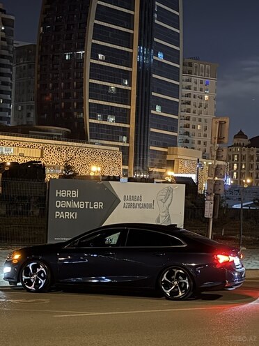 Chevrolet Malibu-8