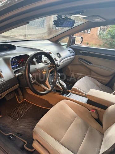 Honda Civic-8