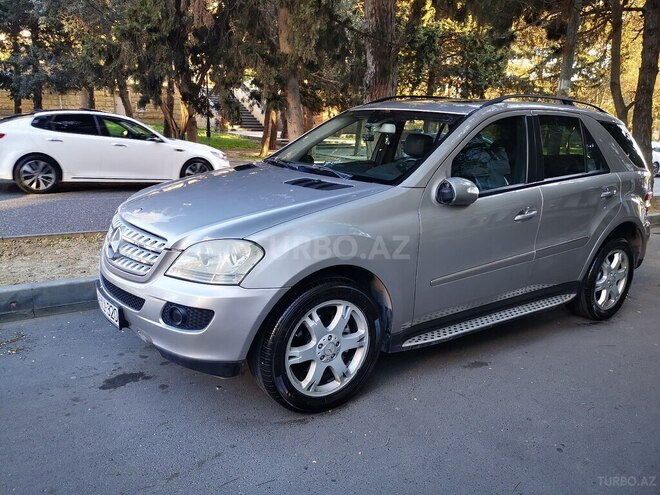 Mercedes ML 350 4MATIC-4