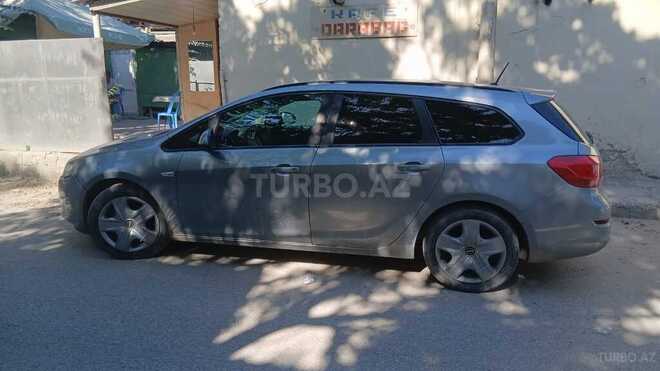 Opel Astra-2