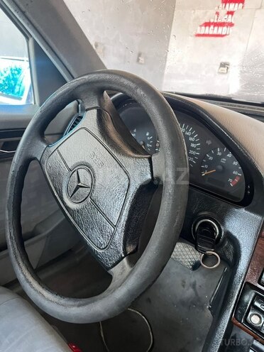 Mercedes C 180-9