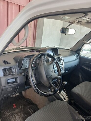 Mitsubishi Pajero io-12