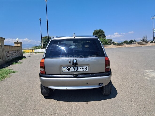 Opel Astra-7