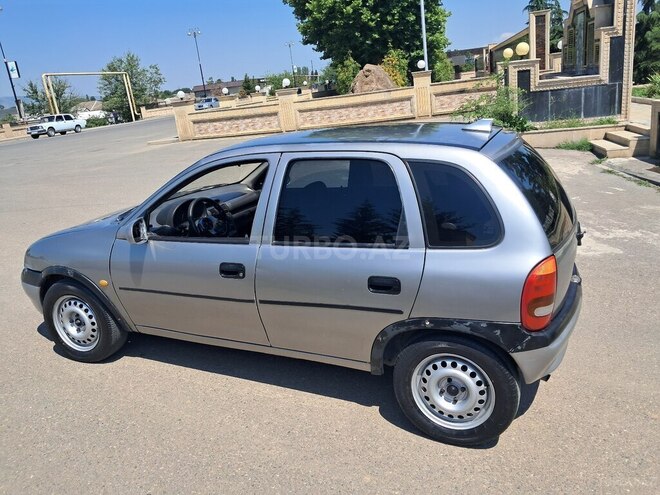 Opel Astra-10
