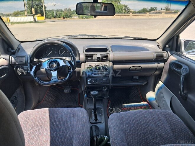 Opel Astra-11