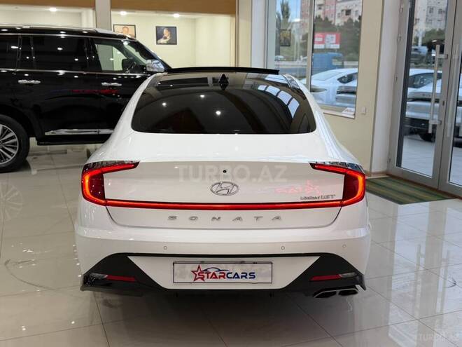 Hyundai Sonata-2