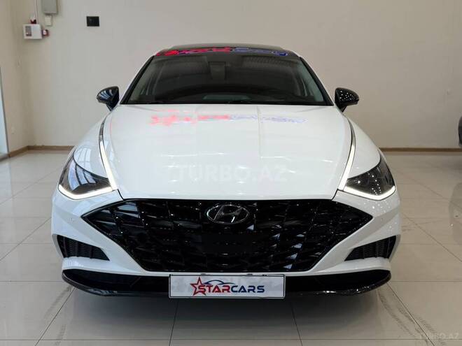 Hyundai Sonata-12