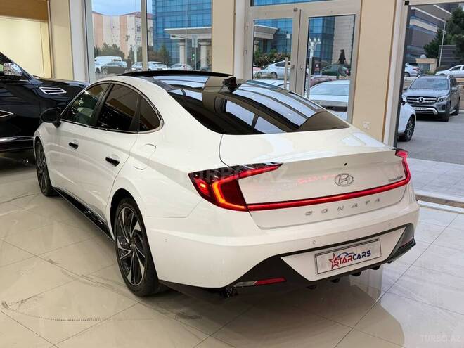 Hyundai Sonata-10