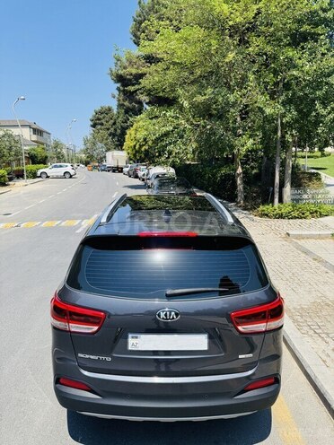 Kia Sorento-3