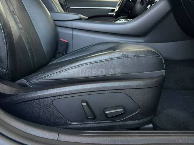 Hyundai Sonata-30
