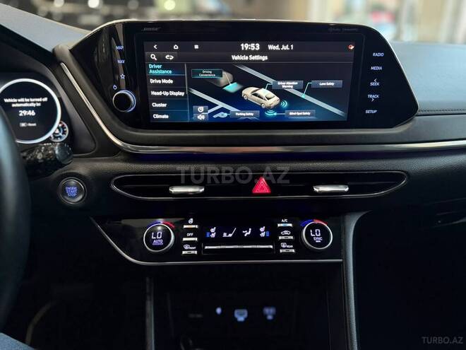 Hyundai Sonata-18
