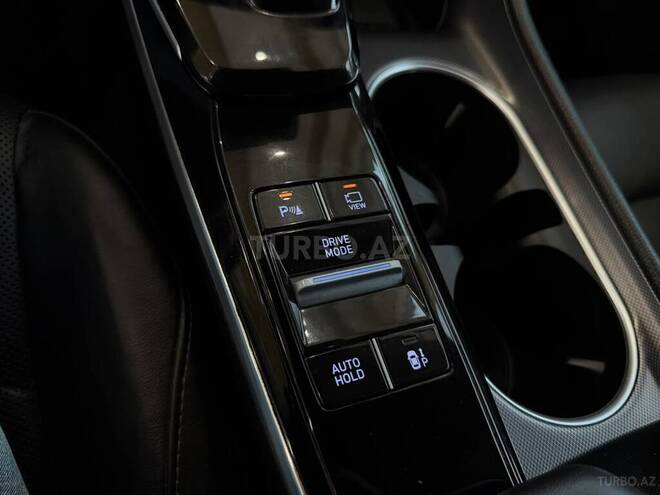Hyundai Sonata-15