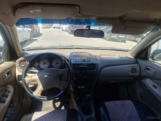 Nissan Sunny-5
