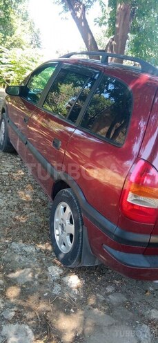Opel Zafira-6