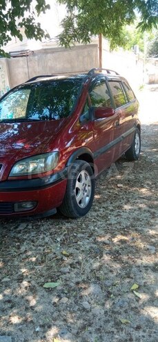 Opel Zafira-12