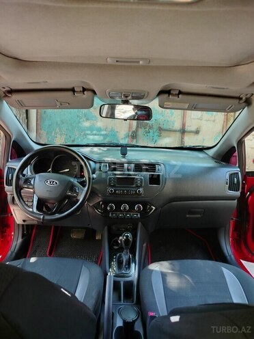 Kia Rio-8