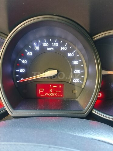 Kia Rio-11