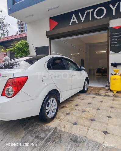 Chevrolet Aveo-6