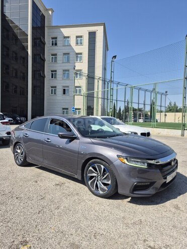 Honda Insight-3
