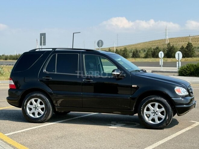 Mercedes ML 320-3