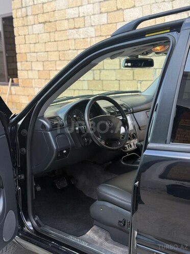 Mercedes ML 320-10