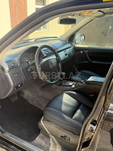 Mercedes ML 320-17