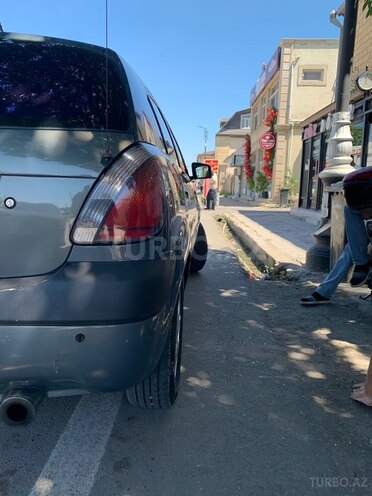 Kia Rio-4