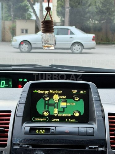 Toyota Prius-10