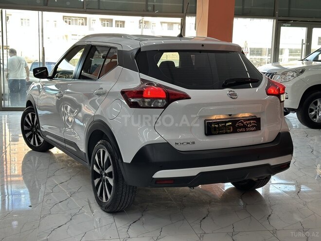 Nissan Kicks-11